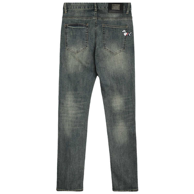 4-Bar Embroidery Jeans